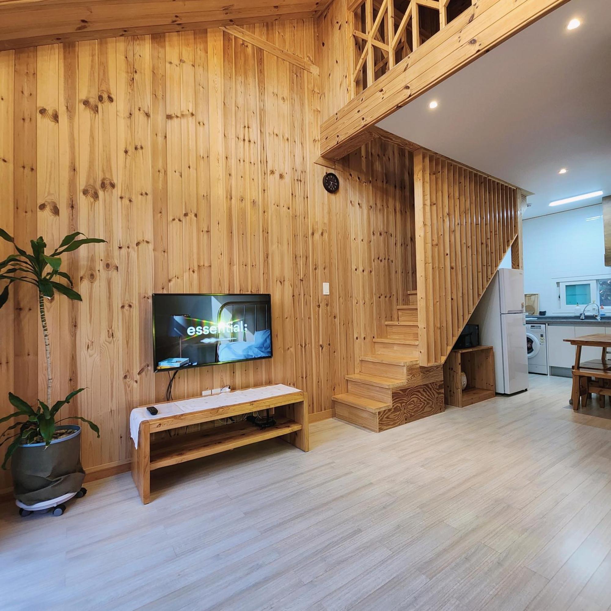 Jeju 542 Pension Согвипхо Экстерьер фото