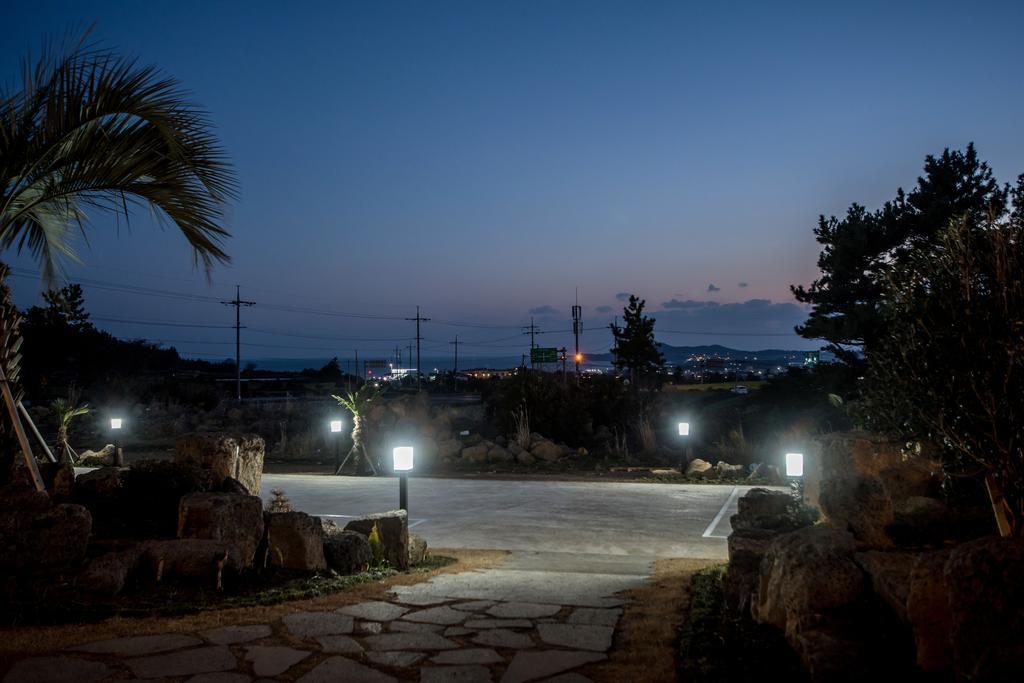 Jeju 542 Pension Согвипхо Номер фото