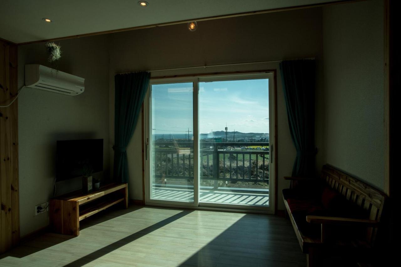 Jeju 542 Pension Согвипхо Экстерьер фото